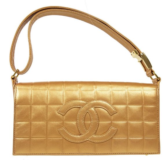 CHANEL Handbags - AUTHENTIC CHANEL Choco Bar CC Logos Hand Bag 7062225 Purse Bronze Leather Vintag